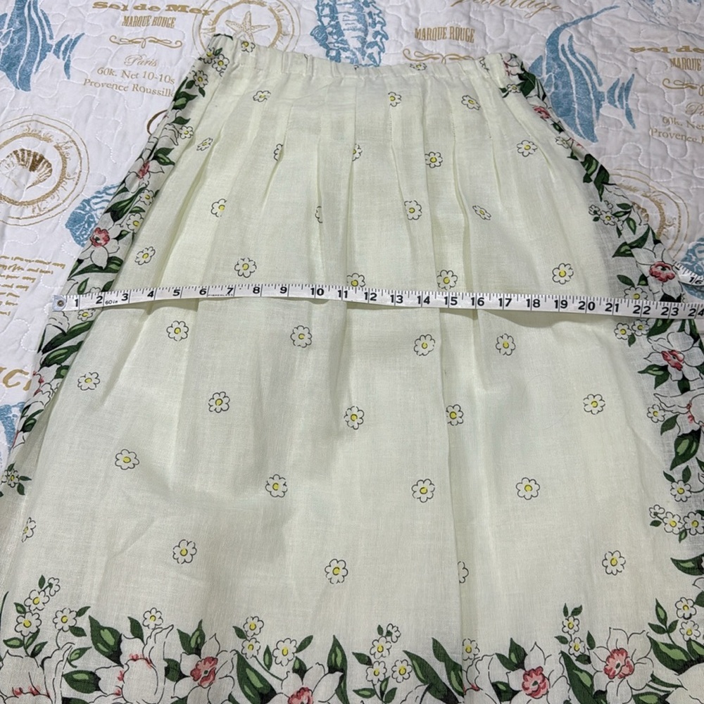 70’s gorgeous Chessa Davis floral skirt size small - Picture 7 of 8